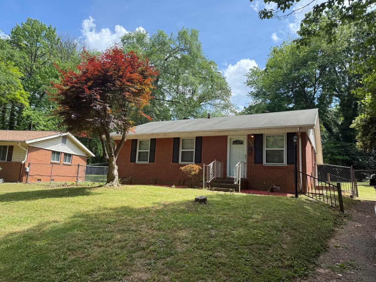 Cozy 3 Bedroom Home!!