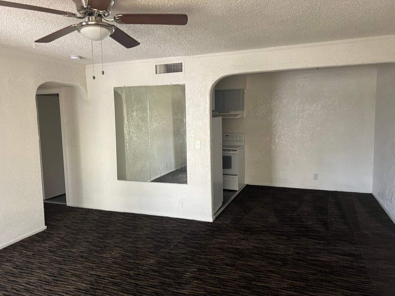 Affordable 2 Bedroom Condo in Central Las Vegas