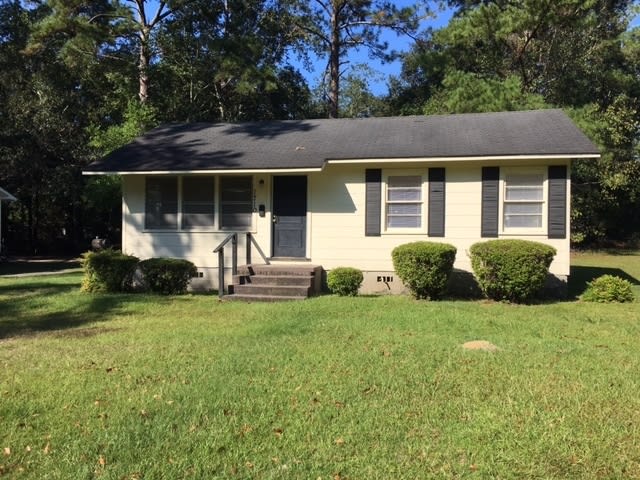 Quiet 2 bedroom 1 Bath in Valdosta
