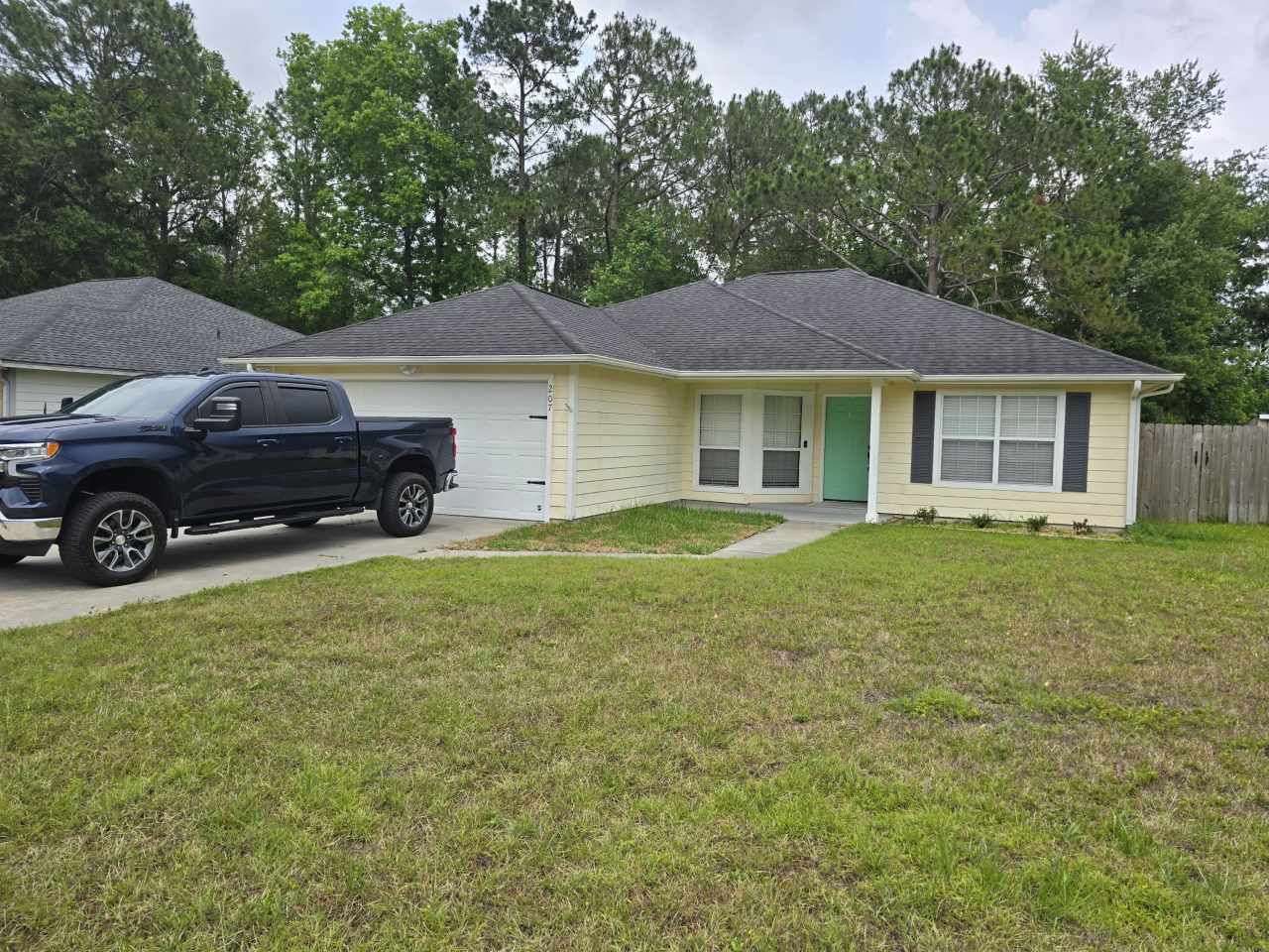 207 Lake Jordan Boulevard West