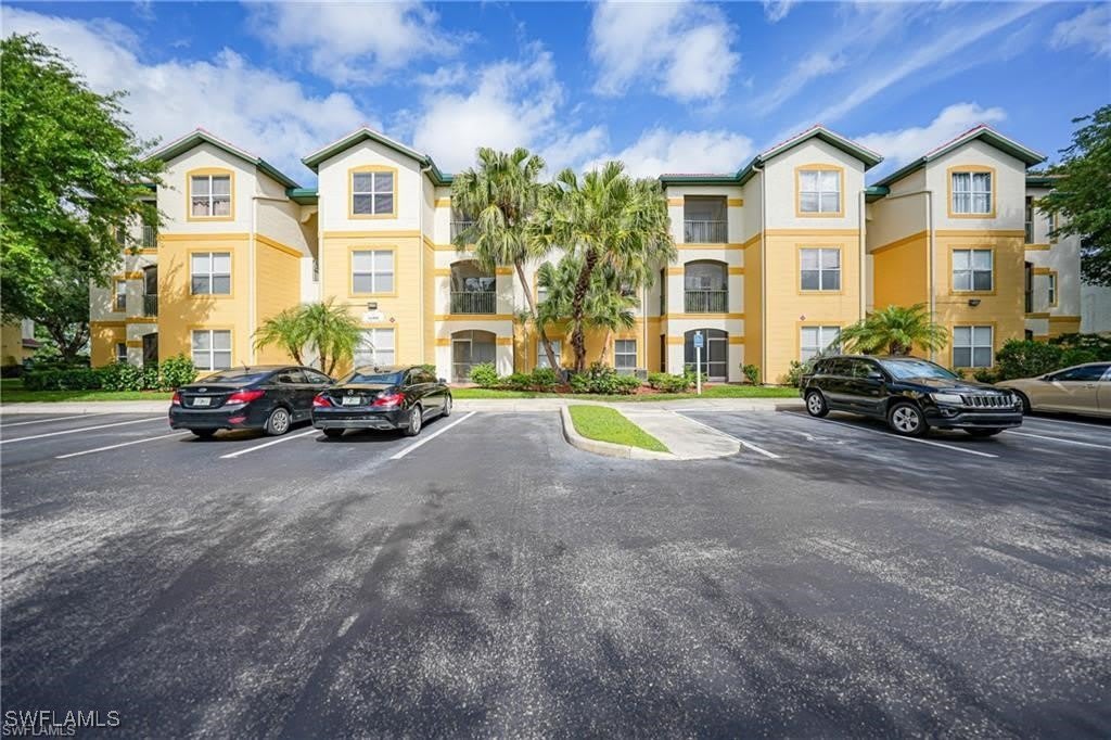 11490 Villa Grand unit: 224