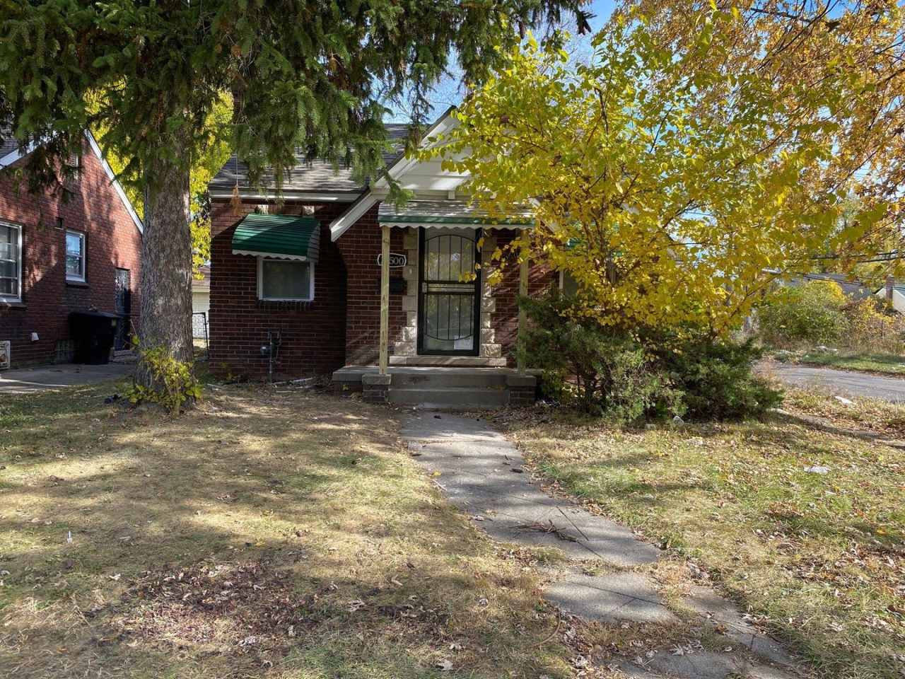 This beautifully updated 3-bedroom, 1-bath single-family home is ready for move-in!