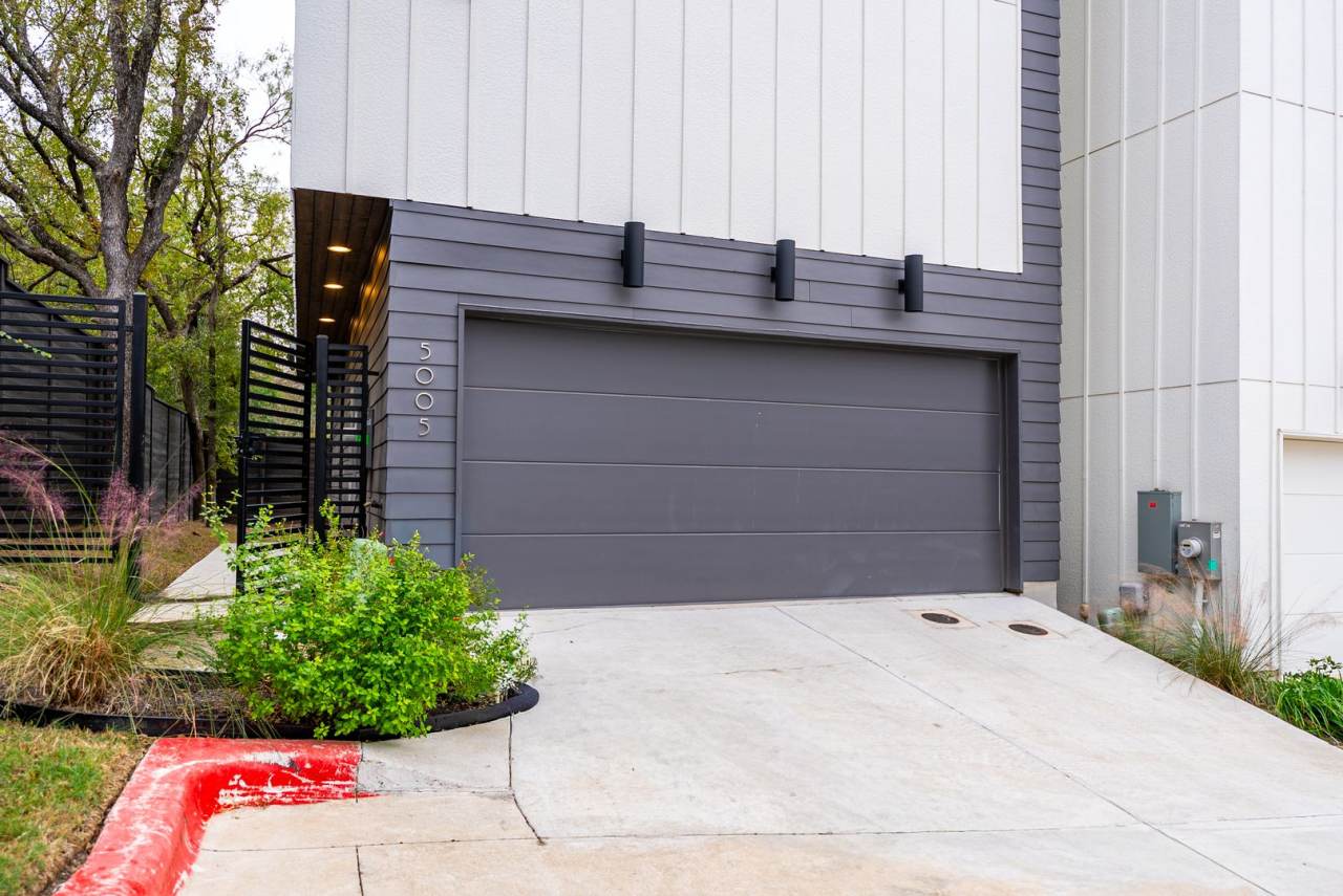 Modern Comfort Meets South Austin Charm!