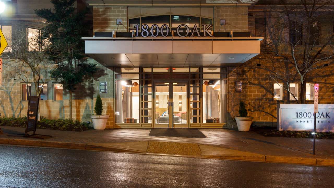 1800 Oak Apartments