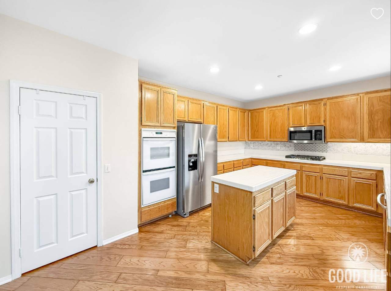 Beautiful 5B/3BA Home in Vista Available for Rent!