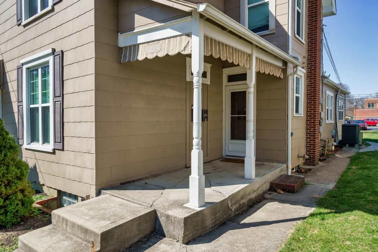 102 West Tompkins Street