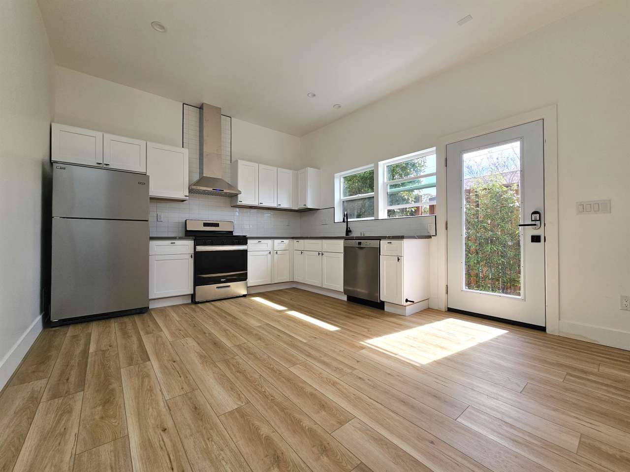 2711 West 60th Street