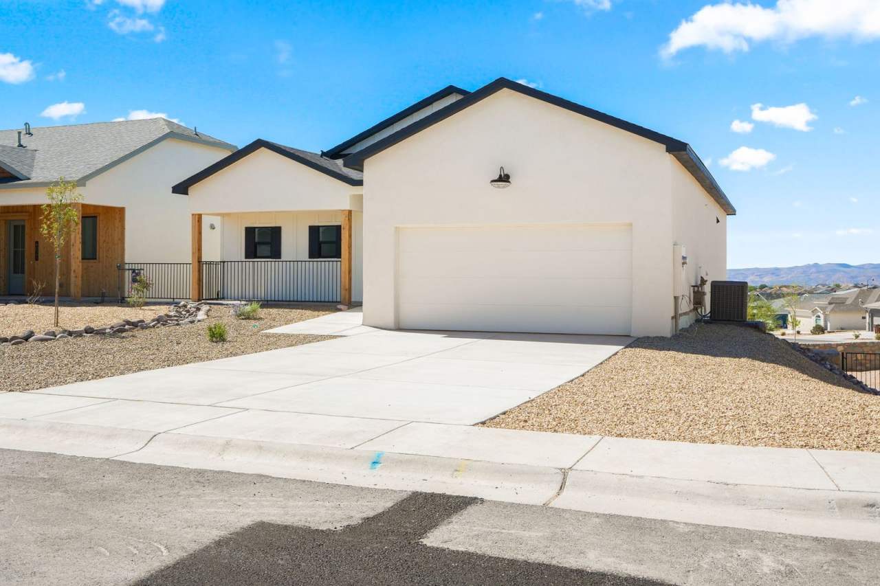 4025 Boardwalk Road - 4BR - 2.5BA - 2530 SF - Pet Friendly - $2495