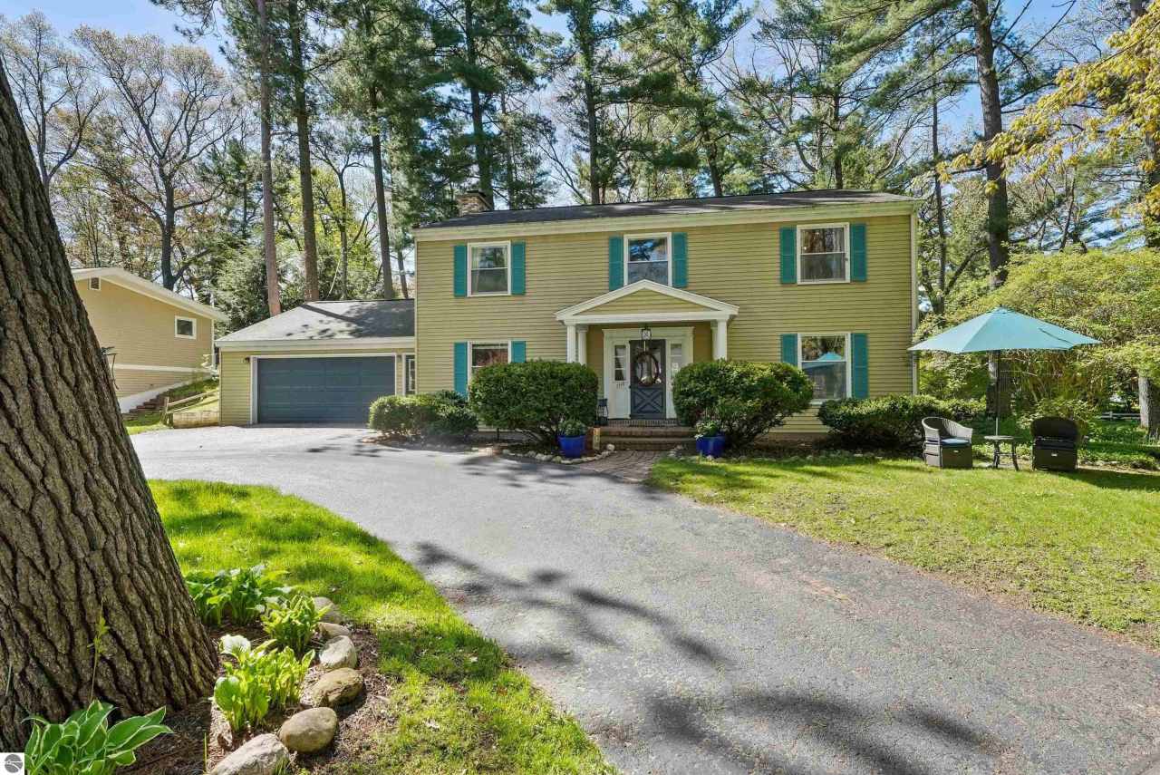 1310 Peninsula Court