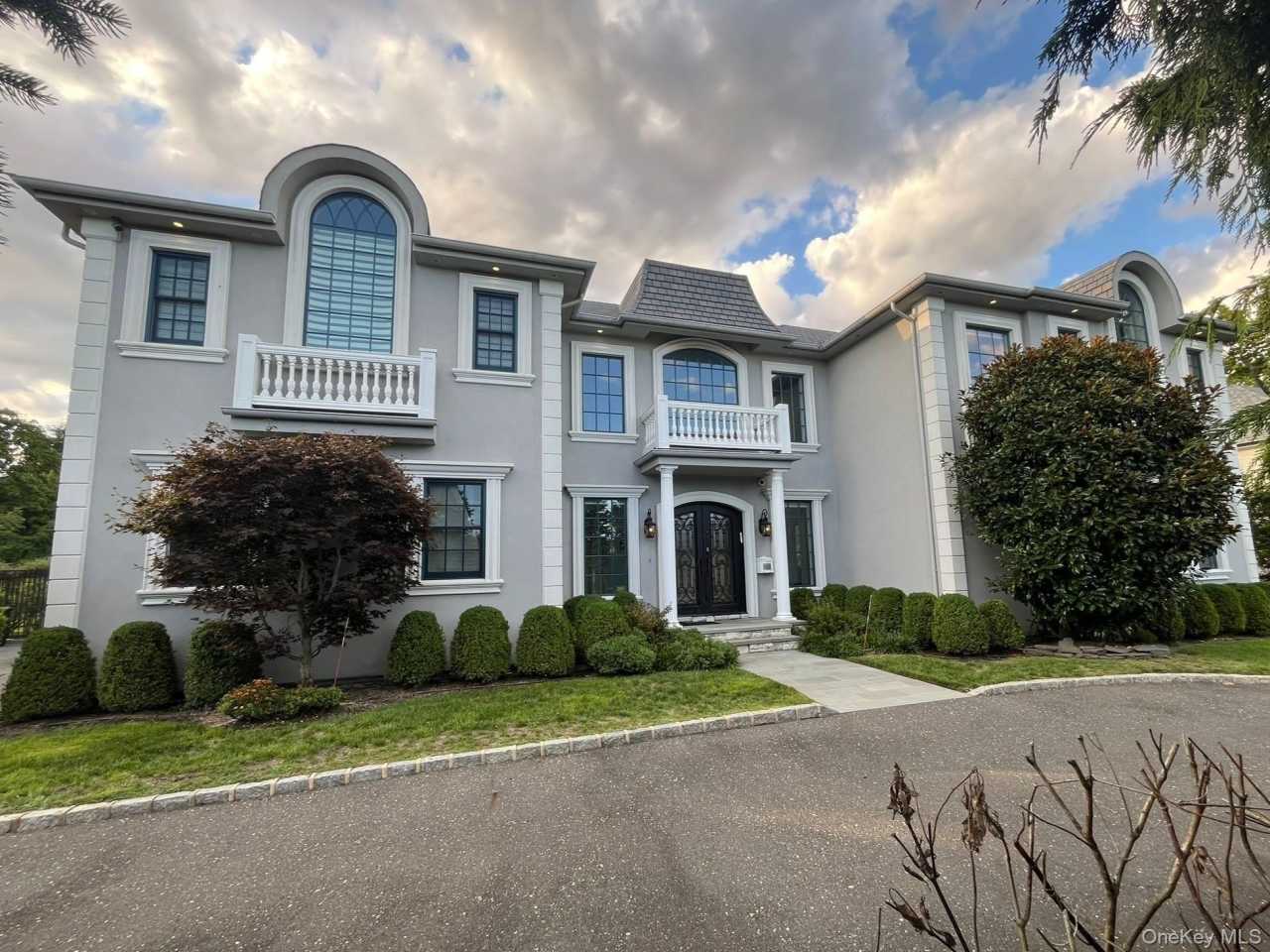 302 Hewlett Neck Road