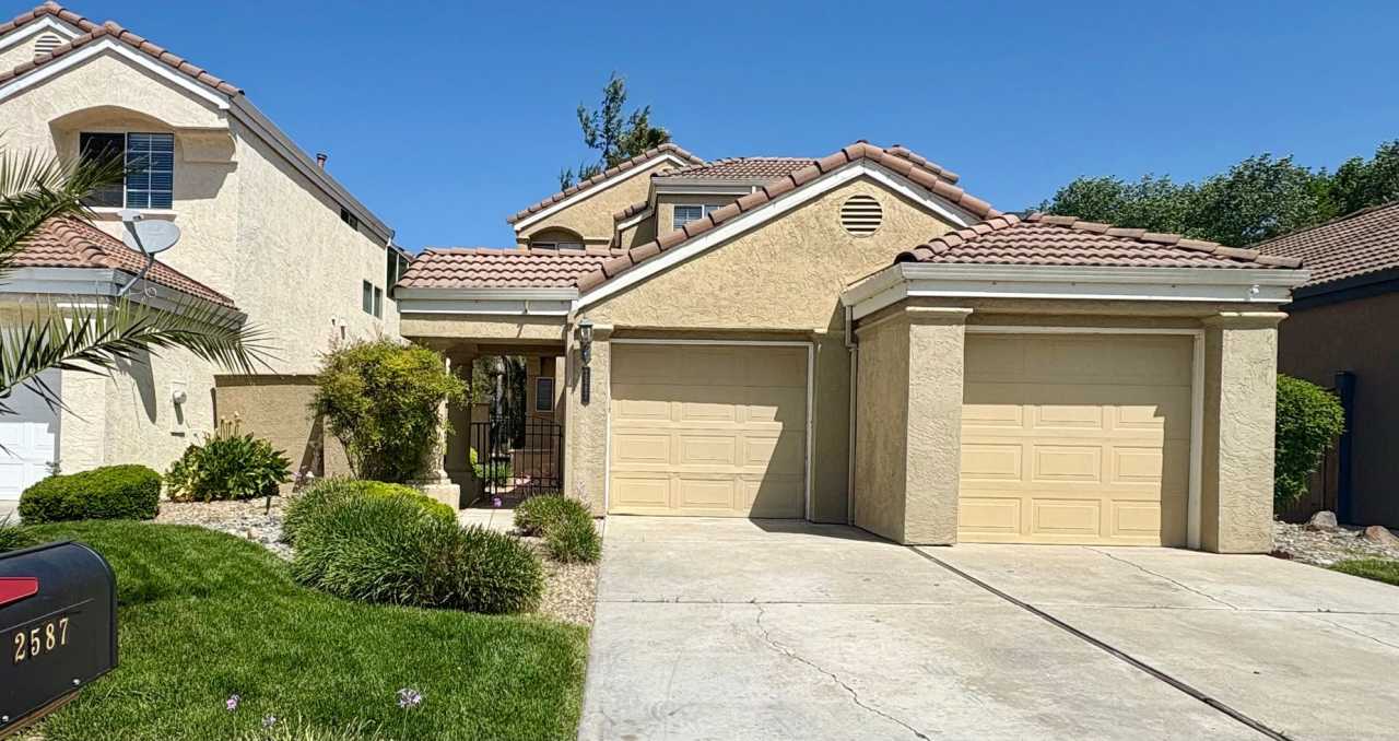 Gorgeous 3 Bedroom, 3 Bathroom Discovery Bay Country Club Home