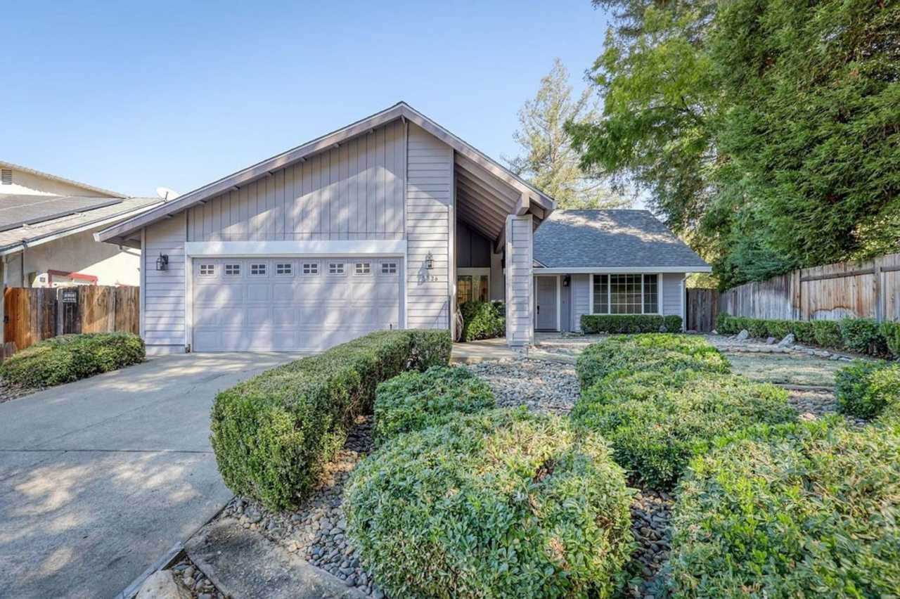 Lovely 3-Bedroom Home on a Cul-De-Sac in Fair Oaks