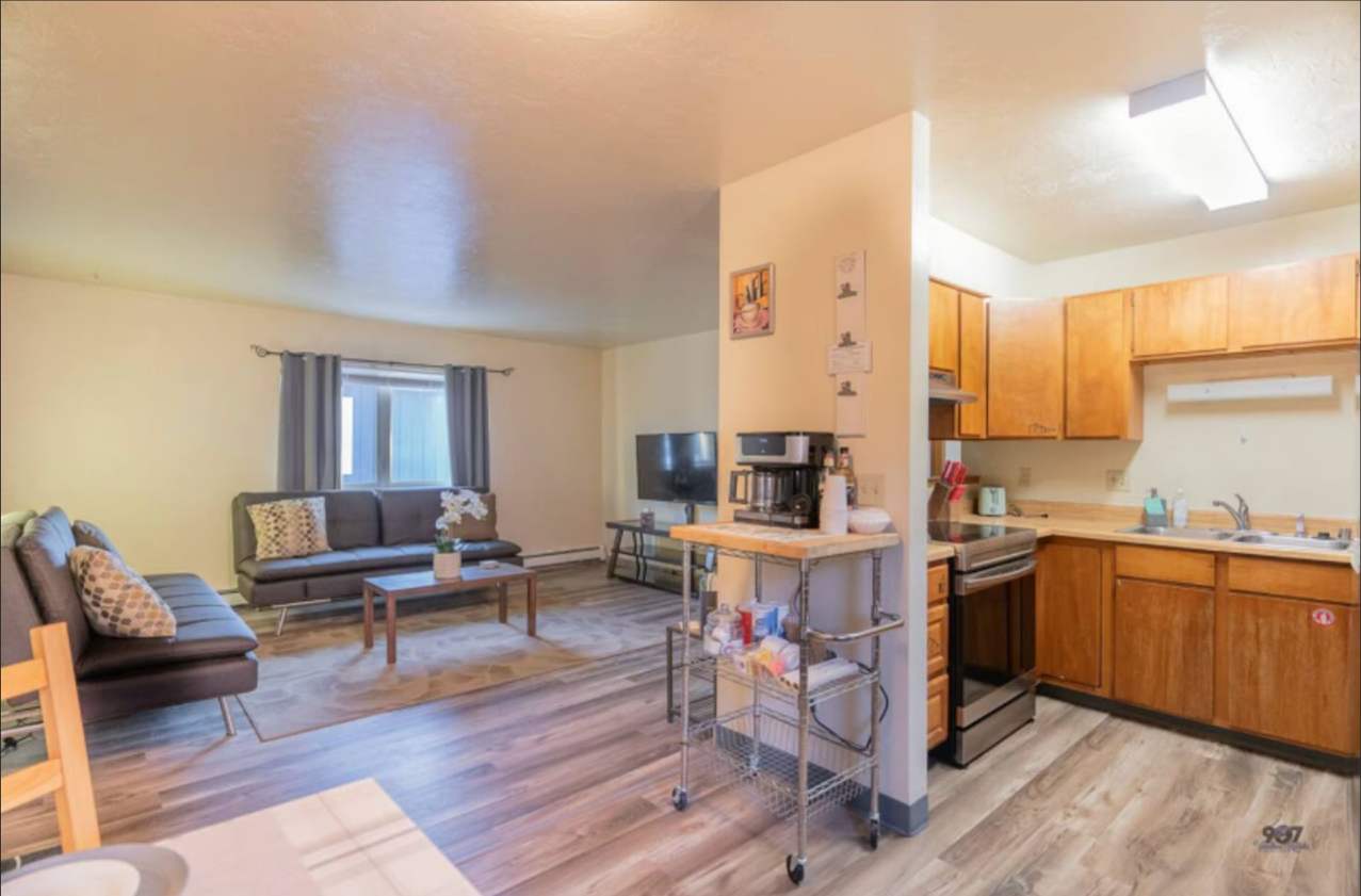 Fully Stocked Centrally Located Furnished Rental
