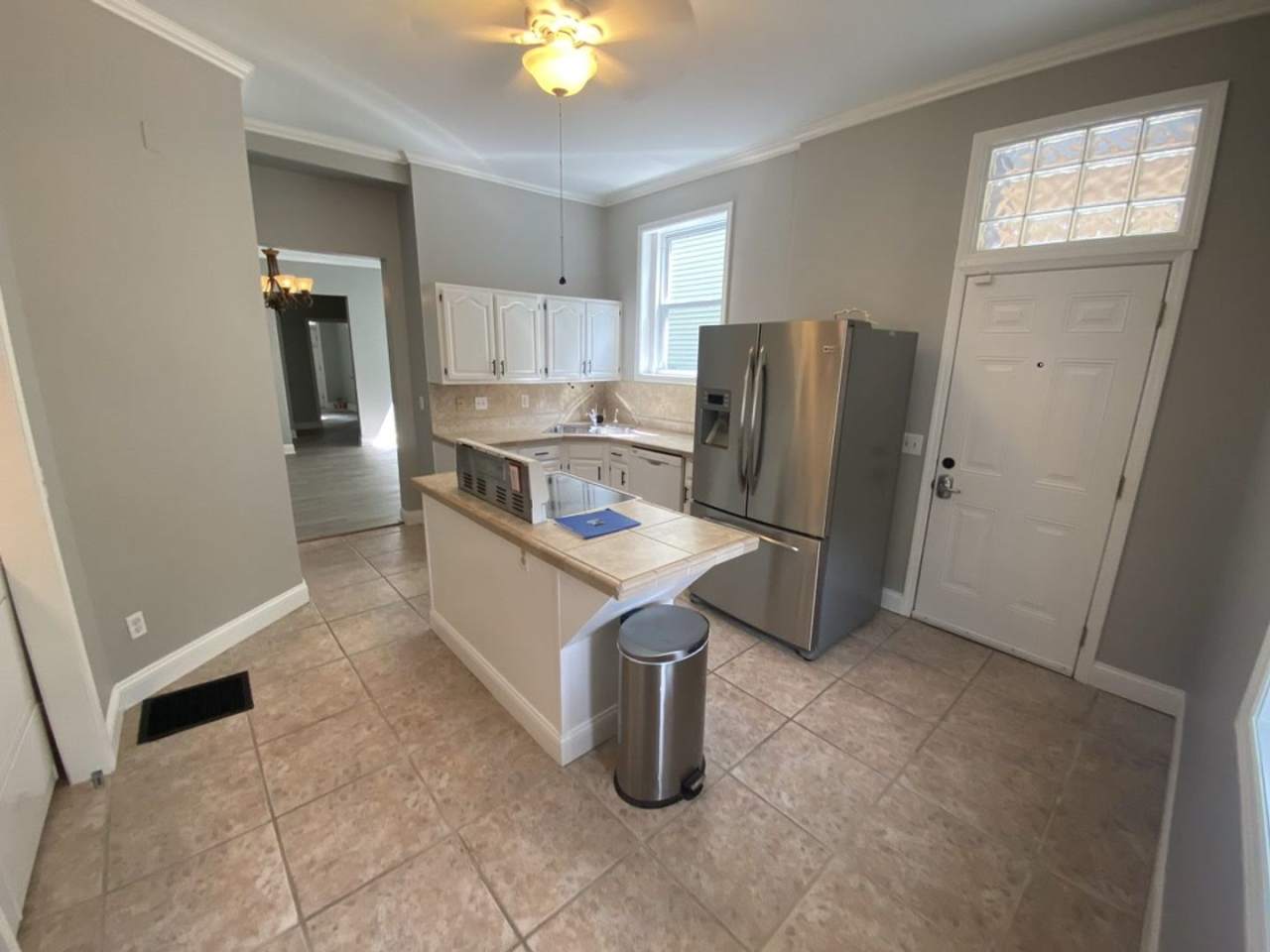 6 Bed/2.5 Bath Mins. From UC $700/pp ($4,200/mo)!