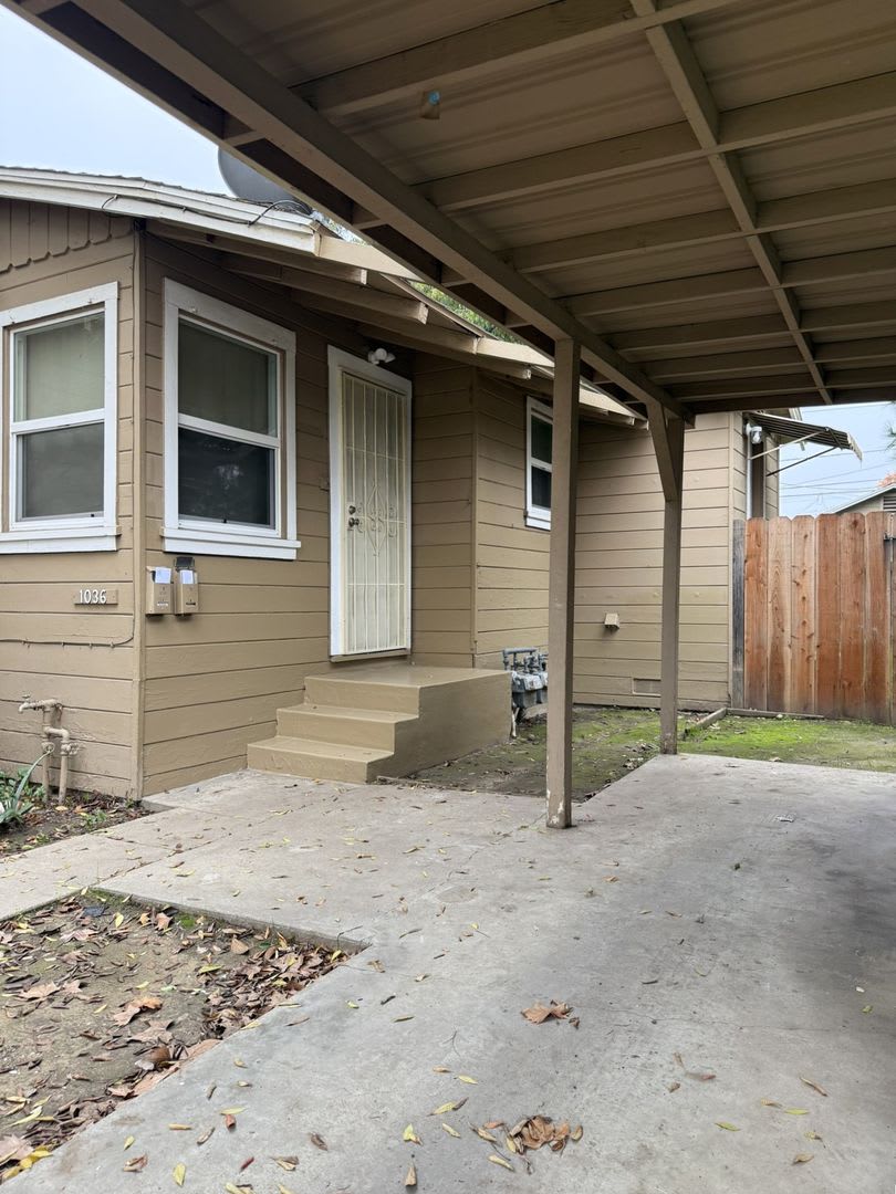 Sweet 2/1 Available NOW!!!