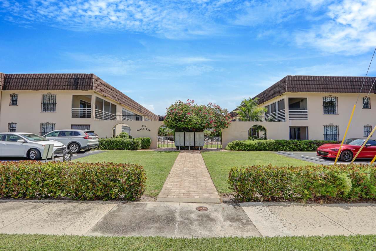 342 Southwind Dr #109 - 1