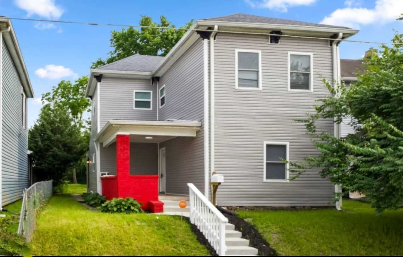 4923 East University Avenue