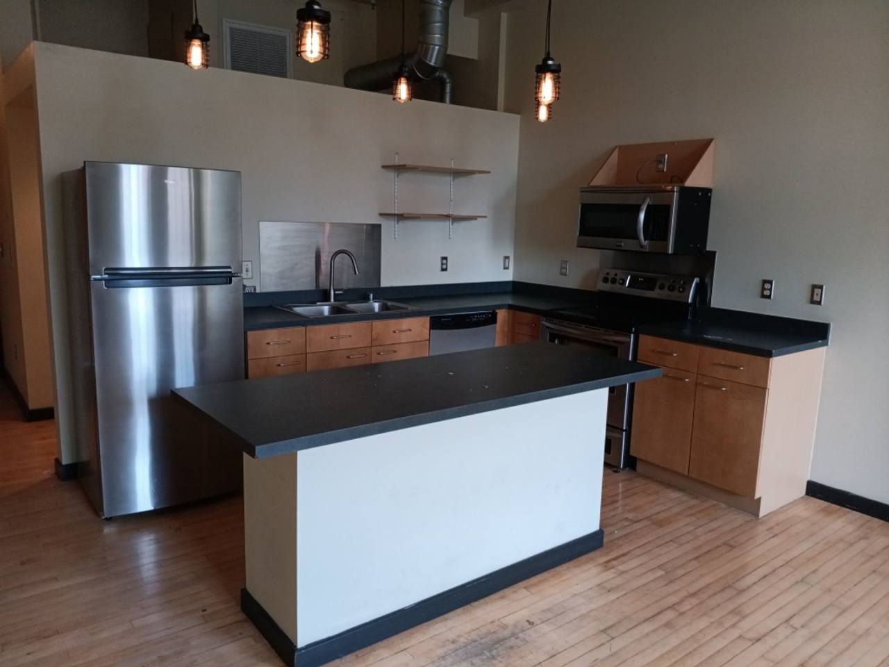 1-bedroom, 1-bathroom home located in the vibrant city of Albuquerque