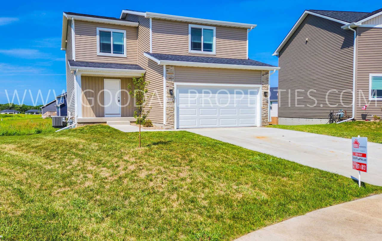 Spacious 5-bedroom home with a finished basement located in the Waukee School District!