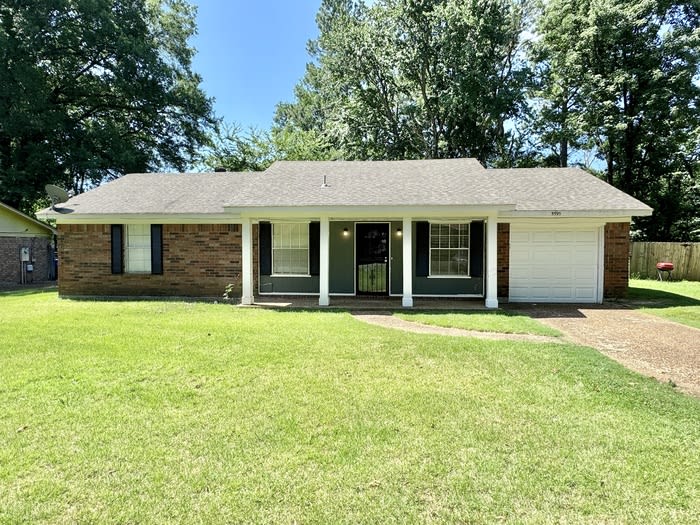 5595 Briarwood Drive