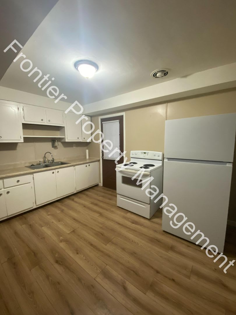 Great 3-bedroom home ready for move in!! ASK ABOUT OUR SPECIAL!