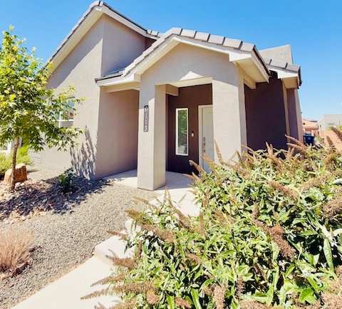 6113 Strand Loop Southeast