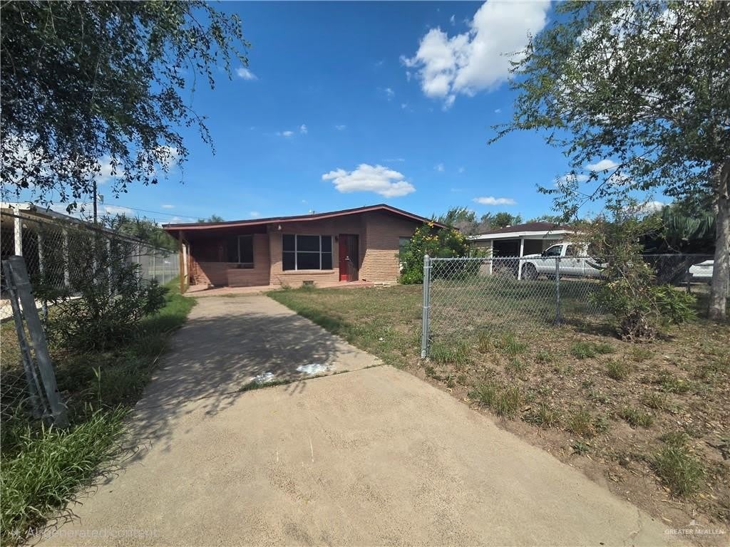 509 W Champion Street