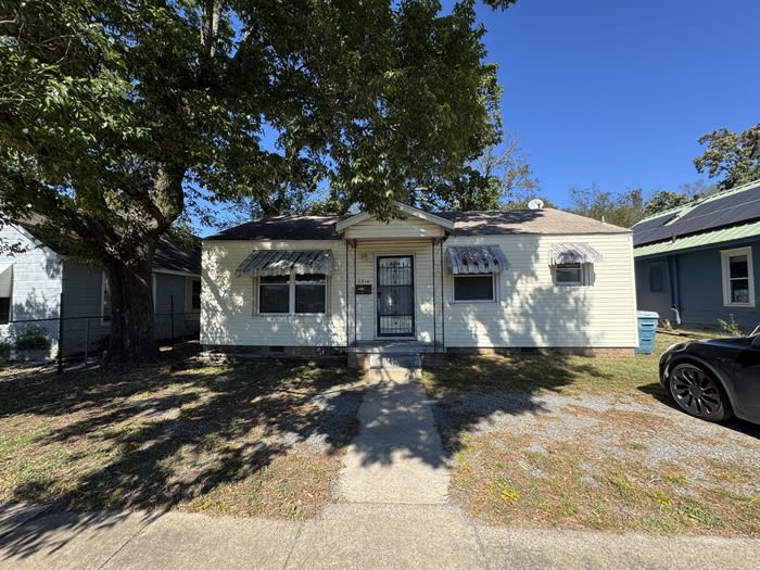 2814 West 7th Street