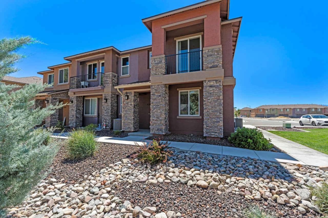 Welcome to this beautiful Carson City townhome available for rent