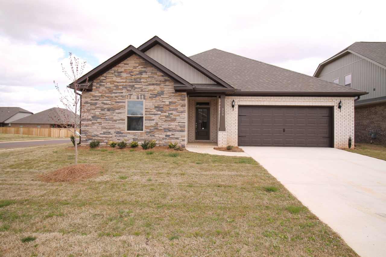 Welcome to this charming 3-bedroom, 2-bathroom home in the excellent location of Meridianville, AL.