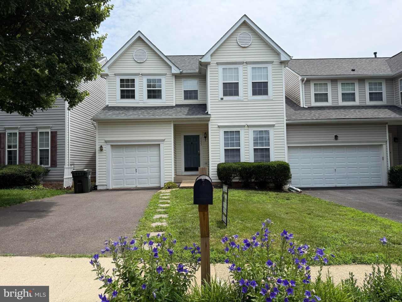 2223 BLUE SPRUCE DRIVE