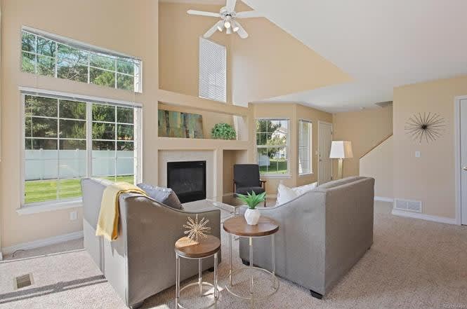 IMMACULATE 2 BED/1.5 BATH TOWNHOME IN LONGMONT - AVAILABLE NOW!