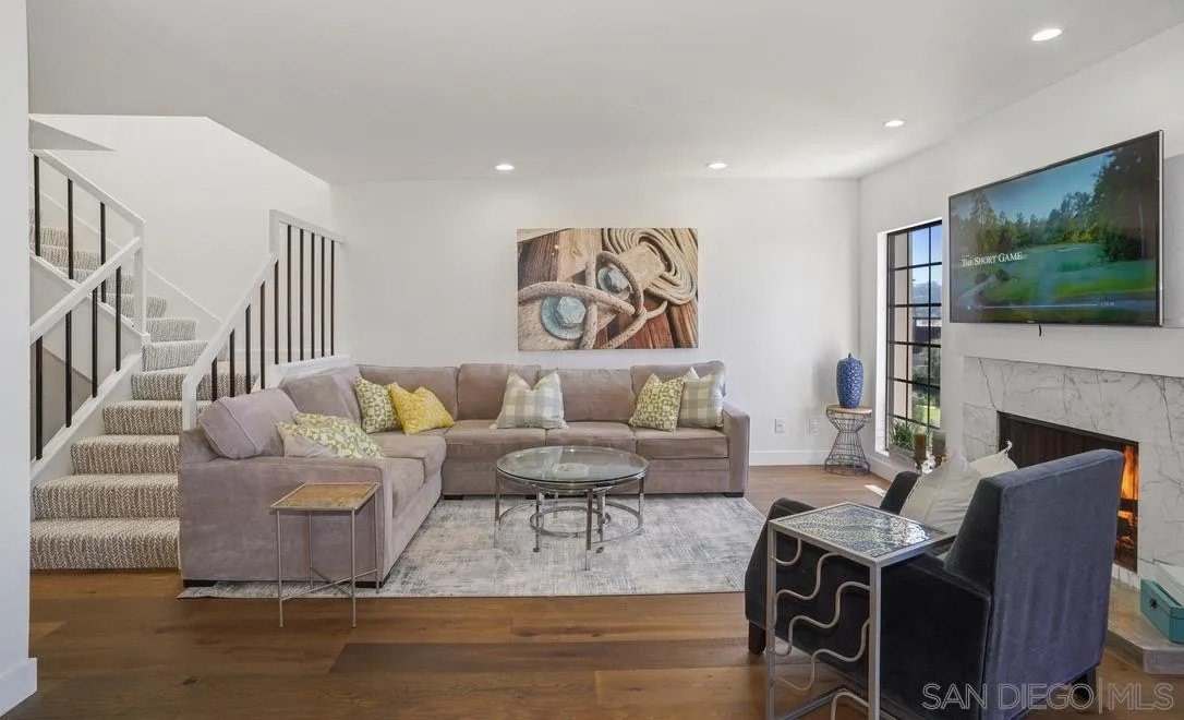 13053 Caminito Del Rocio