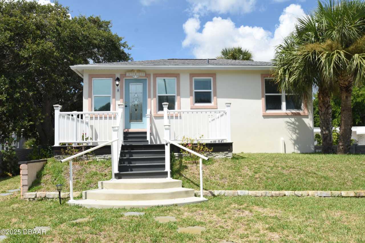 403 N Oleander Avenue