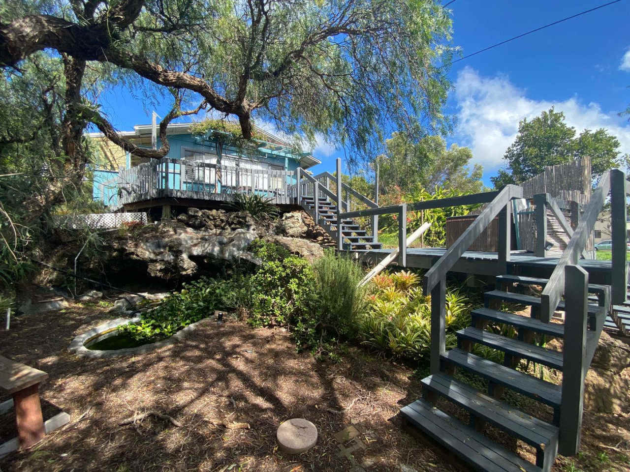 Charming Vintage 3-Bedroom, 2-Bath Home in Waimea