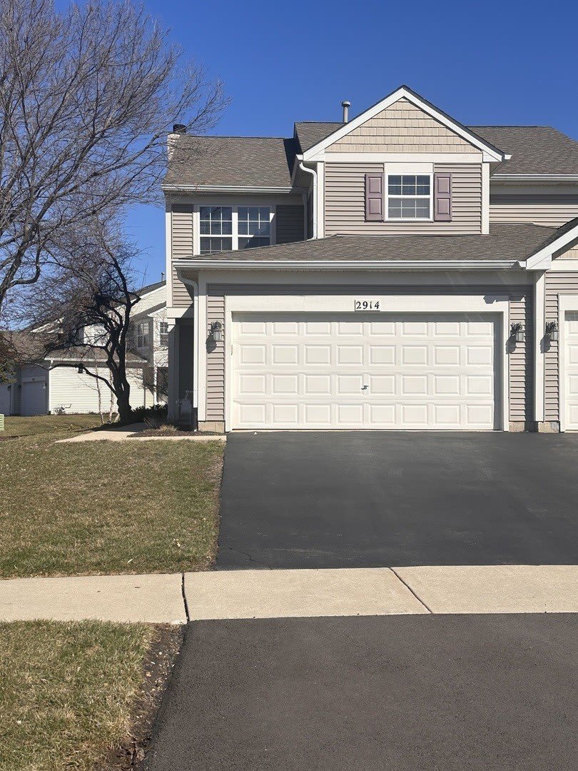 2914 White Thorn Circle