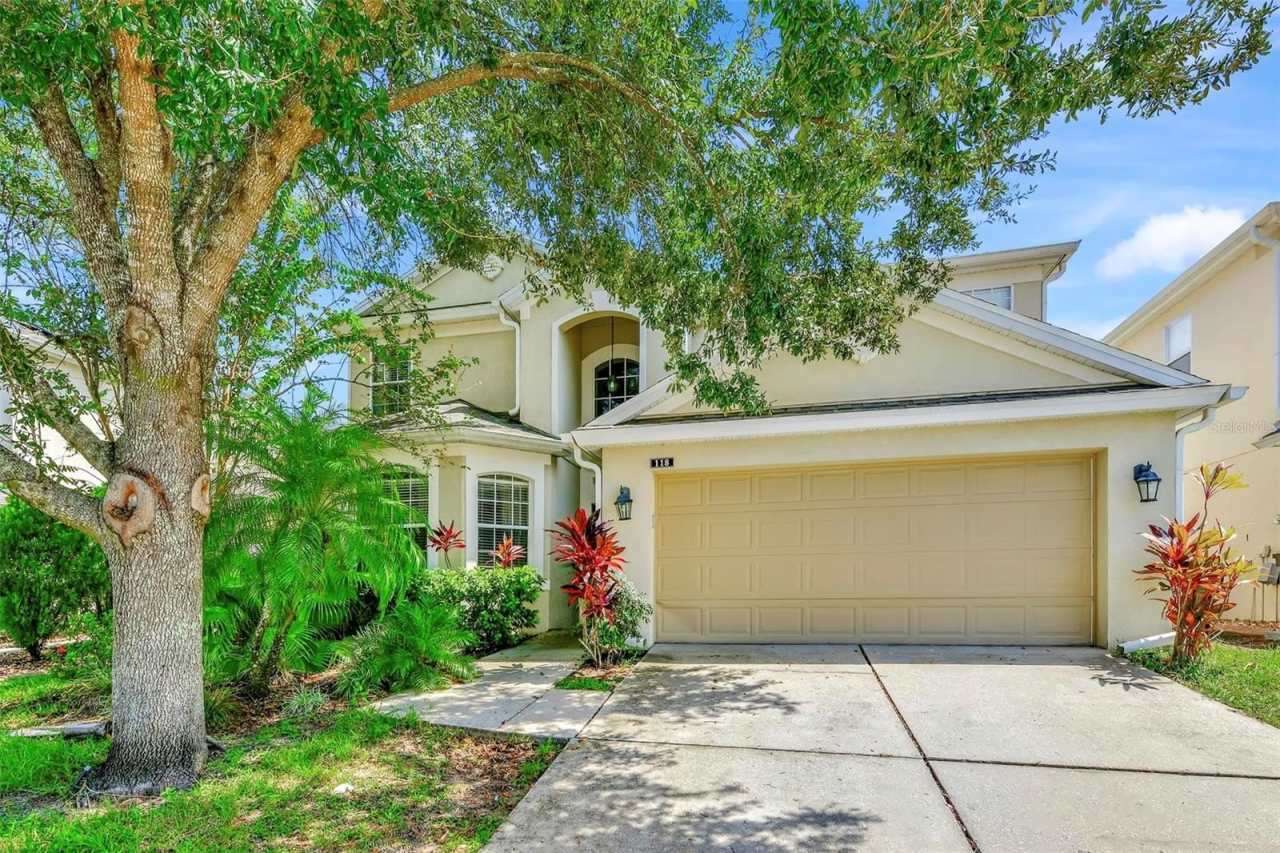 118 HIGHER COMBE DRIVE