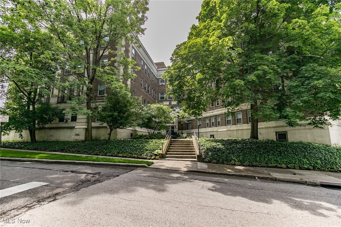 2330 Euclid Heights Boulevard unit: 105