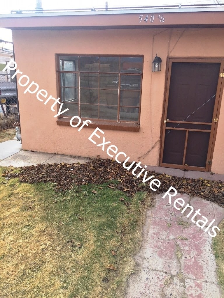 540 1/2 S. Tornillo - 2 Bedroom Home With Comfort and Convenience Near the Heart of Las Cruces!