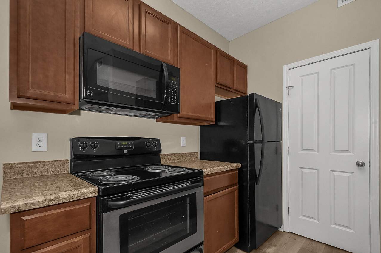 Hartford Village Commons