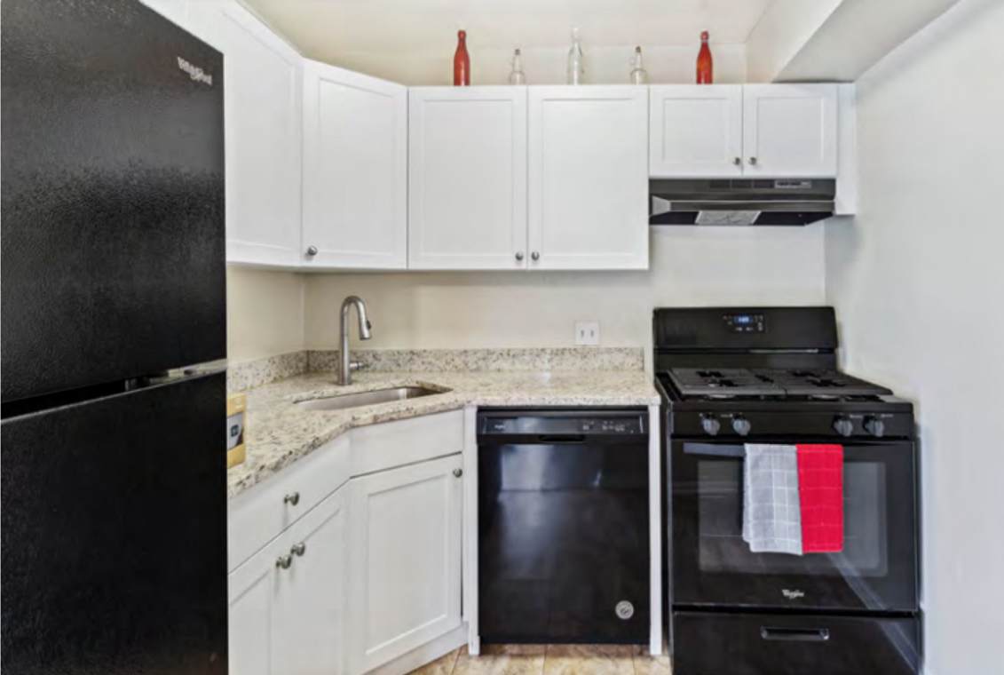 Highland Court Apartments