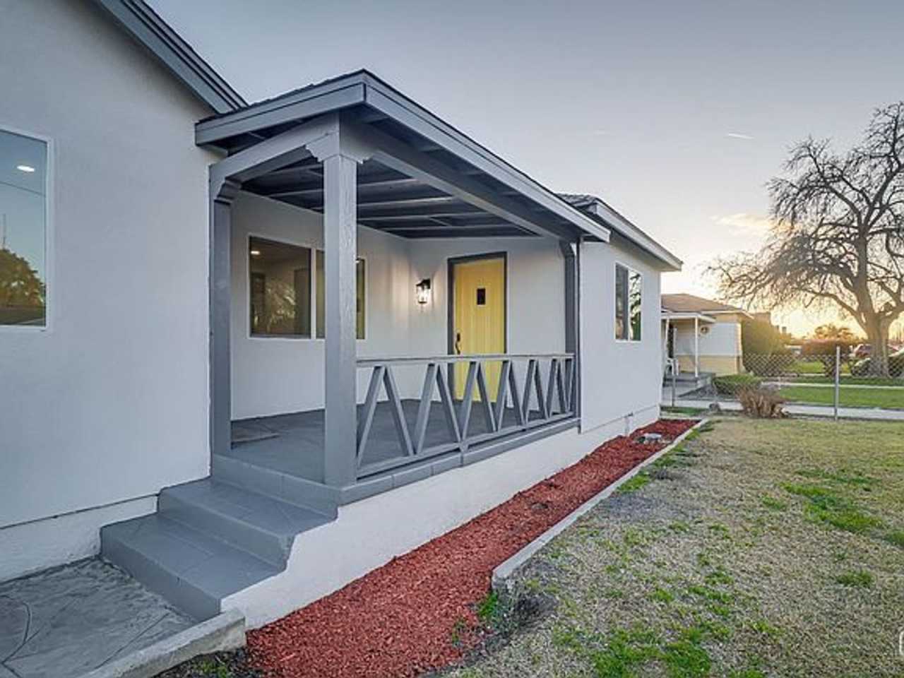 Stunning 2-Bedroom Home with Modern Updates