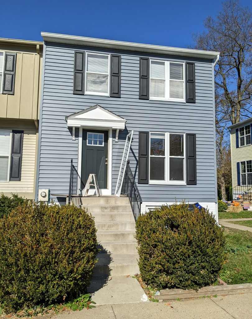 Renovated townhouse in established Frederick neighborhood ready mid February!