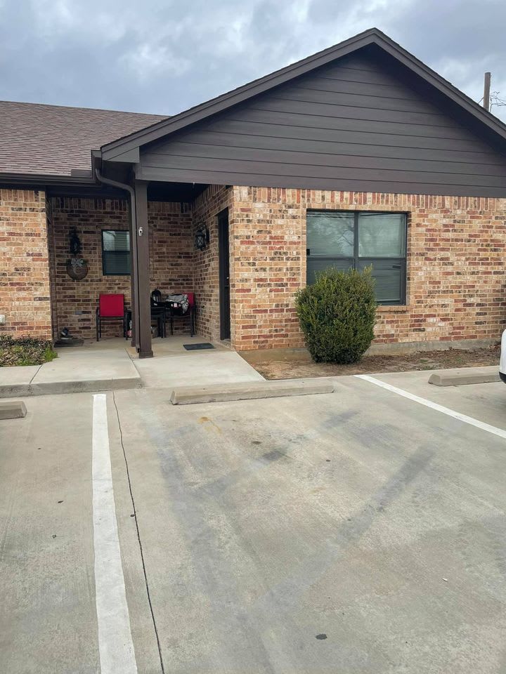 412 South Allen Street