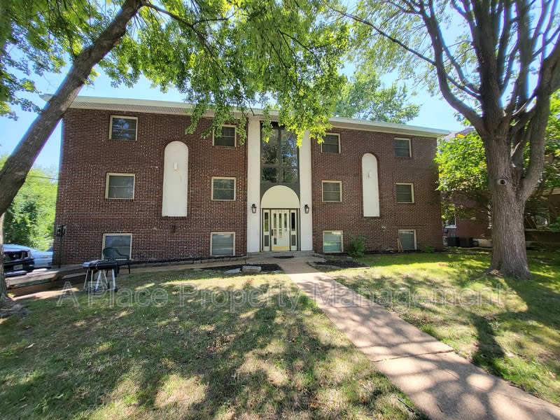 2624 Roseland Terrace