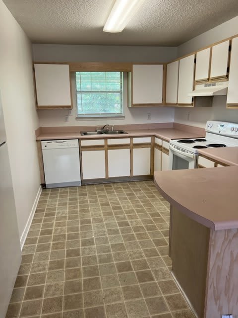 2809 Bradford Place, Unit 2