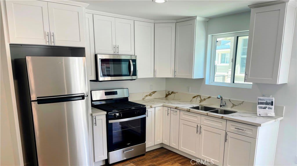 1807 S Gramercy Place 1/2