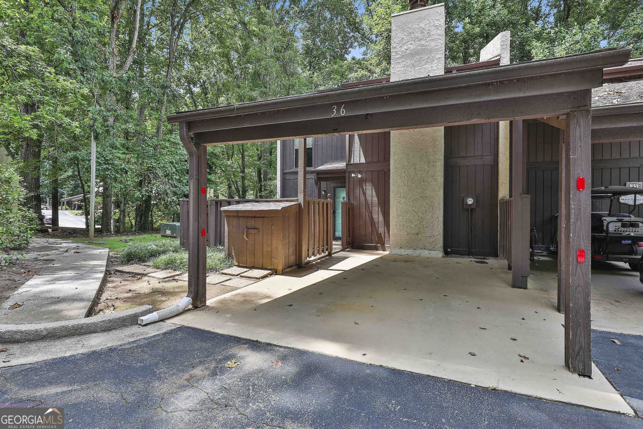 36 Cobblestone Creek