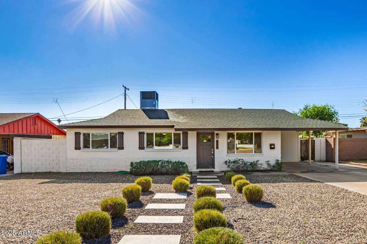 331 E CONTINENTAL Drive