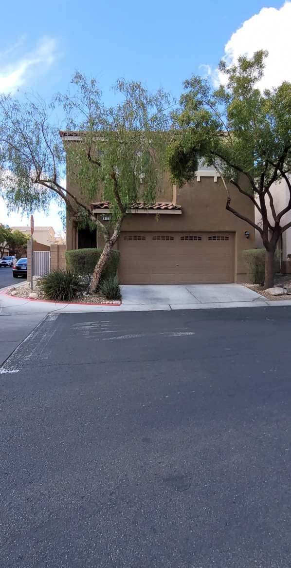 9139 Black Beauty St